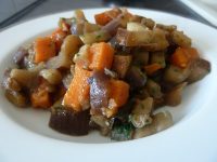 wok aubergine patate douce assiette