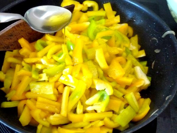 poivrons jaunes aux oignons cuisson poivrons