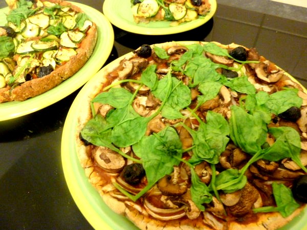 pizza-sans-gluten-vegan-champignons-epinards