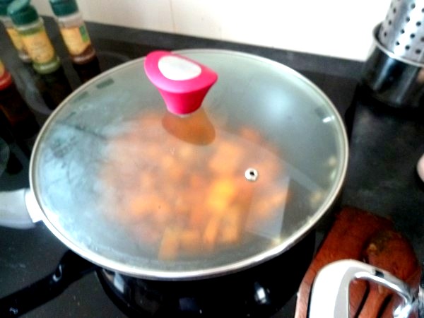 Courge butternut farcie aux graines couvrir vapeur