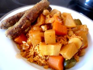 couscous-vegetarien-ou-vegan-servir-chaud