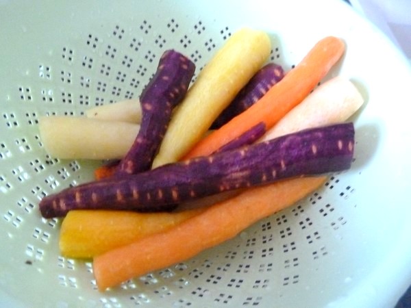 carottes et panisse dorees peler laver emincer