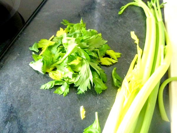 carottes et panisse dorees feuilles celeri