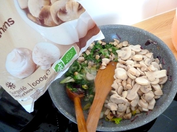 pates au tofu fume salade champignons