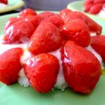 fraises sur lit de coco servir frais