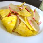 petales-radis-betterave-jaune-sauce-anis-servir