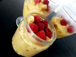 creme biscuitee ananas et framboises